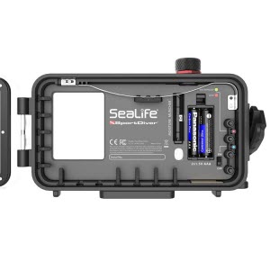 SL400_Sealife_SportDiver_Underwater_Housing_for_iPhone_open_back_view_batteries_LOW_RES_JPG